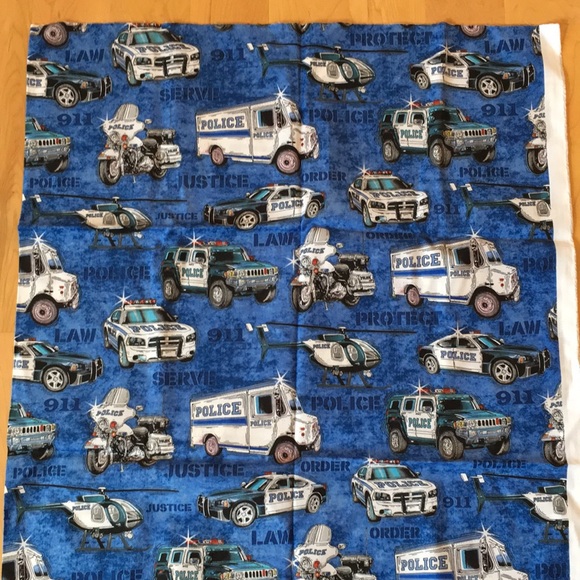 Back The Blue đź’™ Police / Law Enforcement Print Quilting Fabric - Picture 5 of 8